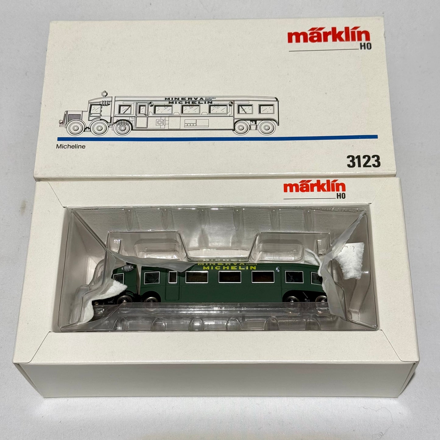 Märklin 3123 Schienenbus "Micheline" Minerva H0