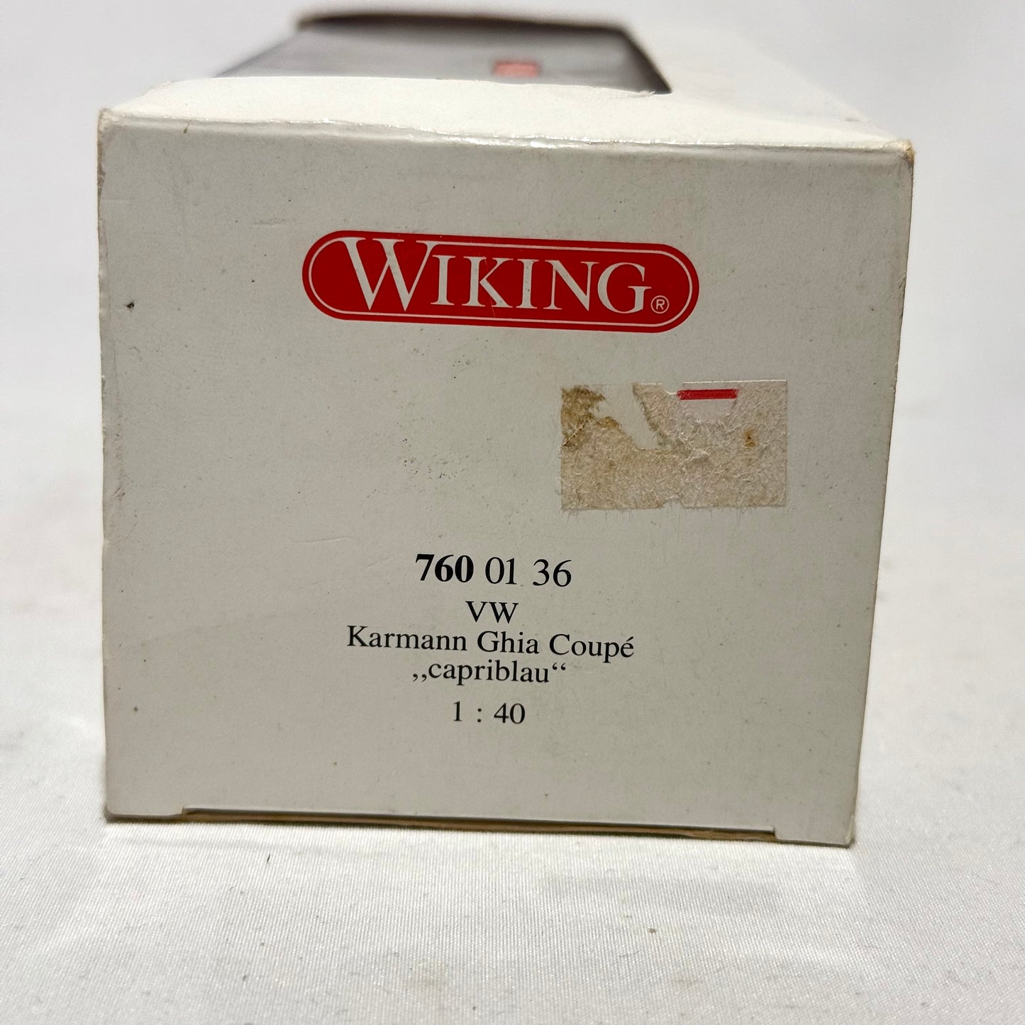 Wiking 7600136 VW Karmann Ghia Coupe "capriblau" 1:40
