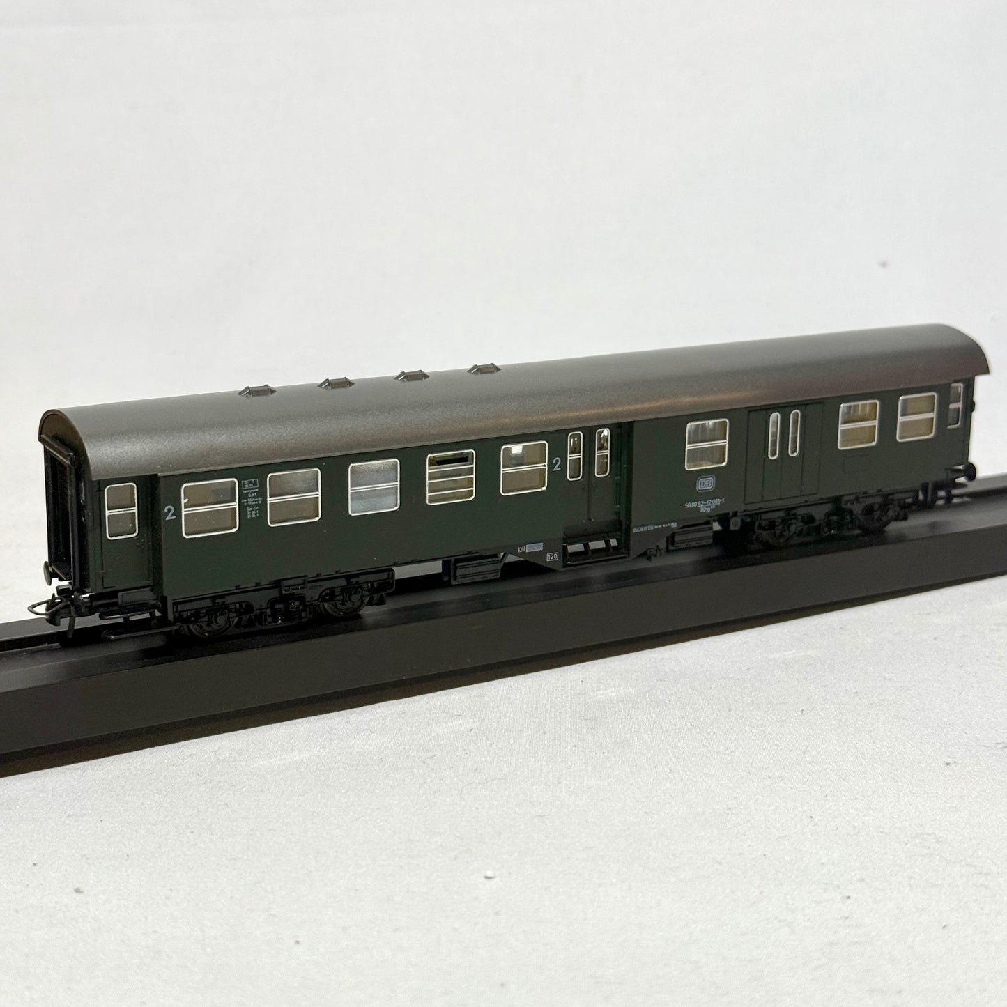 Roco 4254 Personenwagen mit Graffiti DC H0