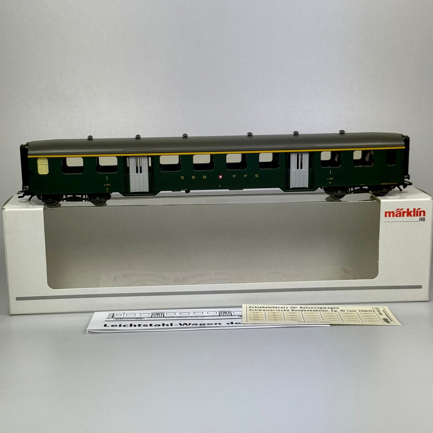 Märklin 43360 & 436670 Personenwagen SBB H0
