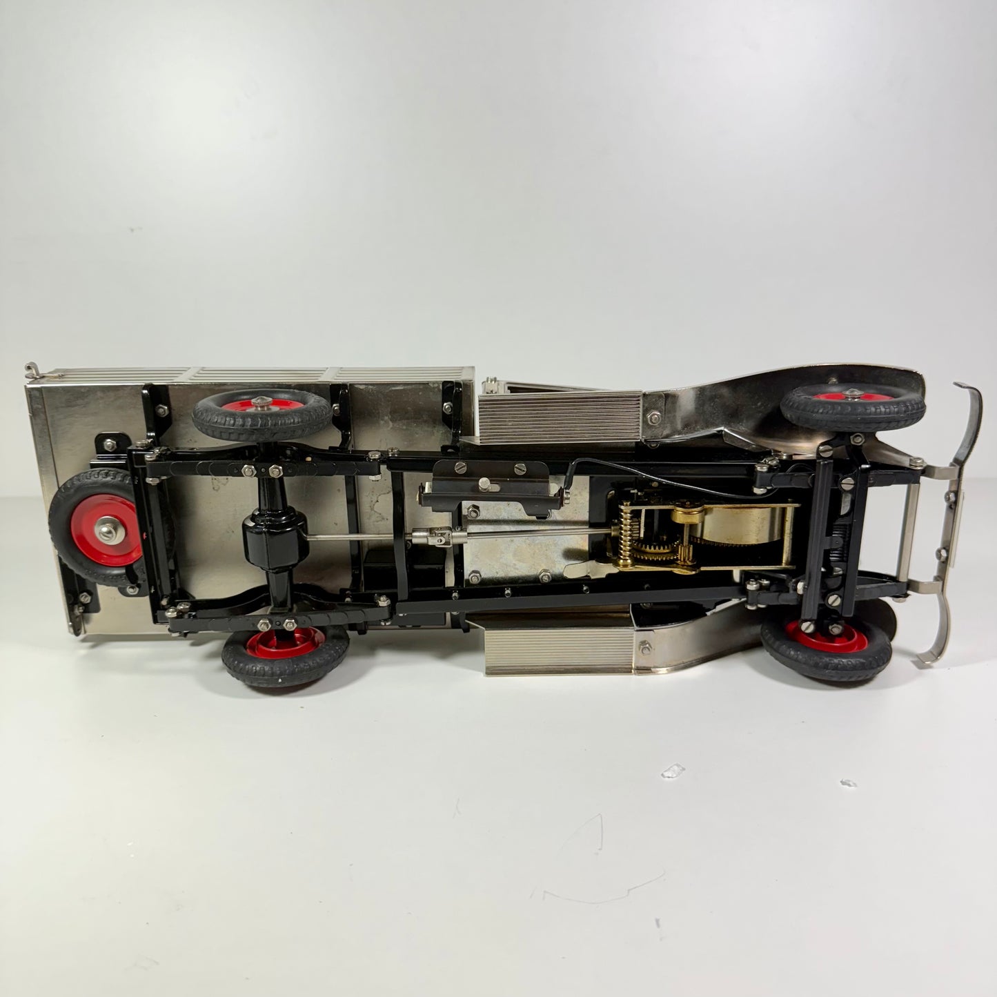 Märklin Metall Mercedes Lieferwagen "vernickelt" 45294