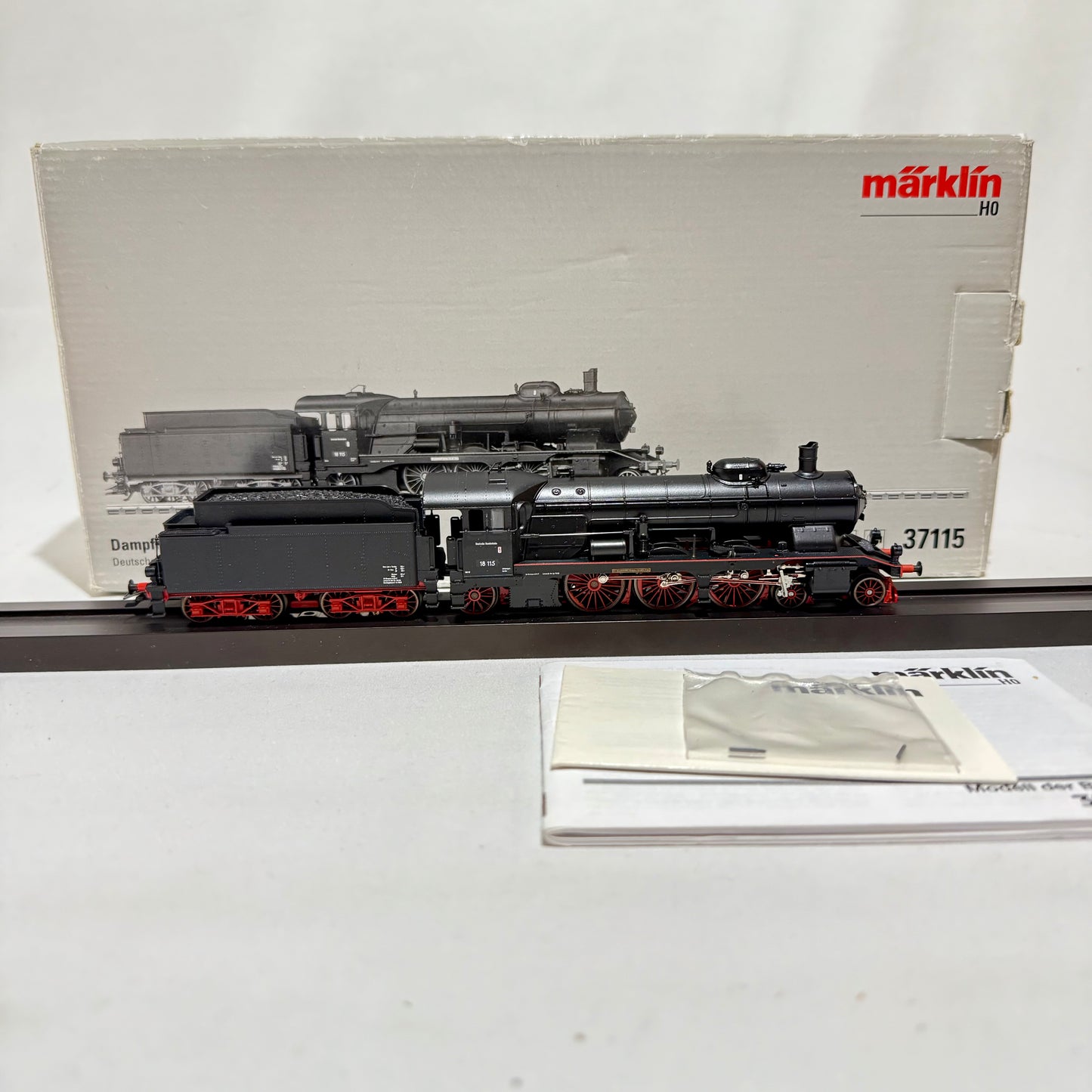 Märklin 37115 Dampflokomotive BR 18.1 DB