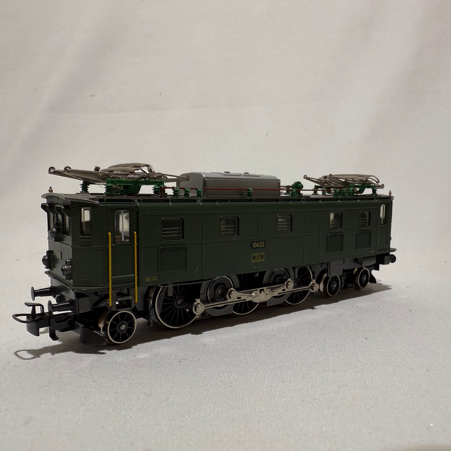 Märklin 3167 Elektrolokomotive Serie Ae 3/6" der SBB