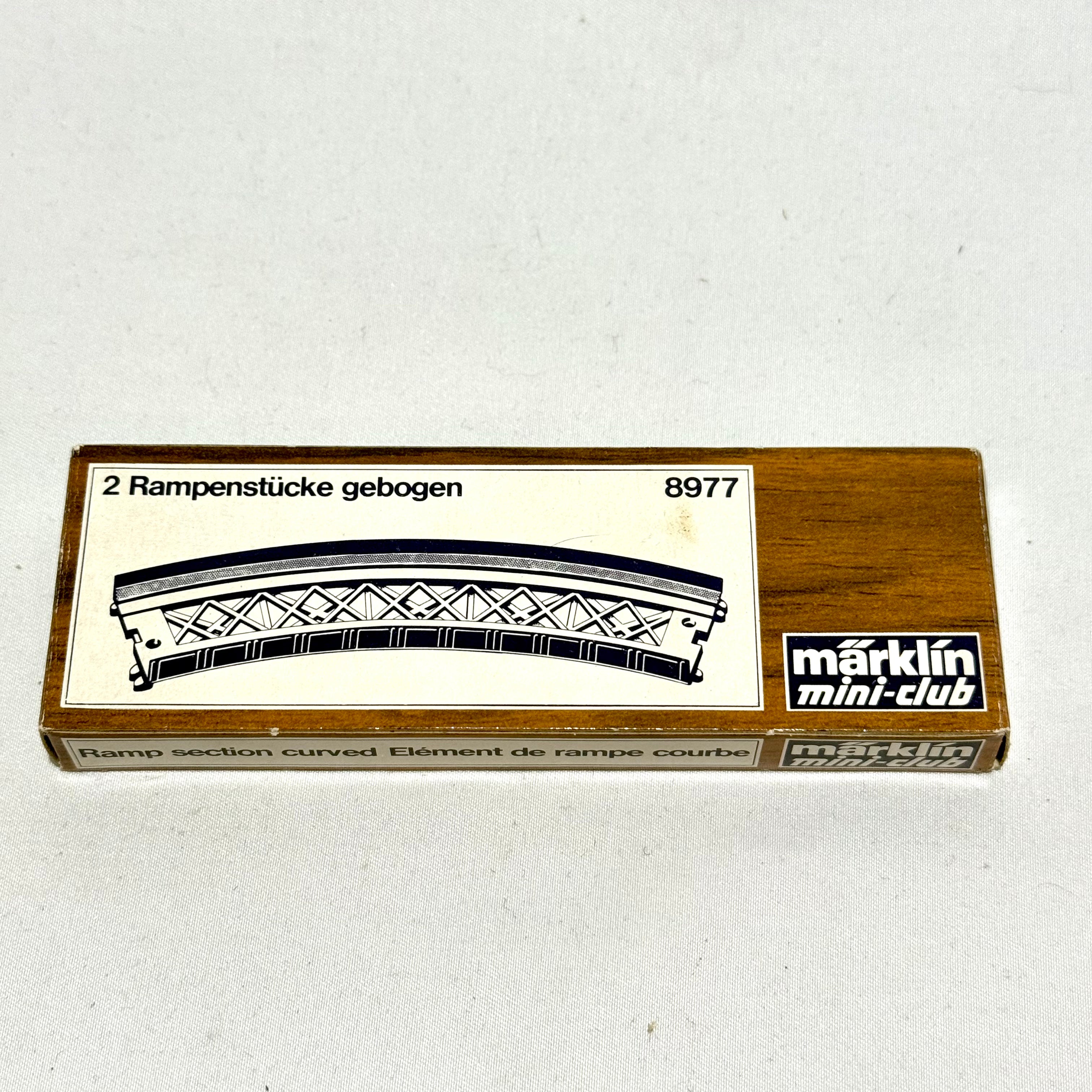 Märklin Mini-Club 8977 2 Rampenstücke gebogen