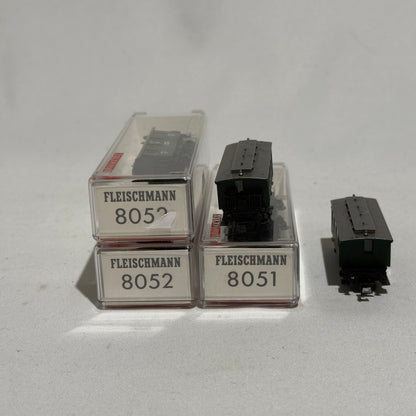 Fleischmann 8052 & 8051 Personenwagen (5 Stück) Spur N