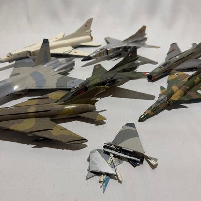 Kampfjets für Bastler (8 Stück)