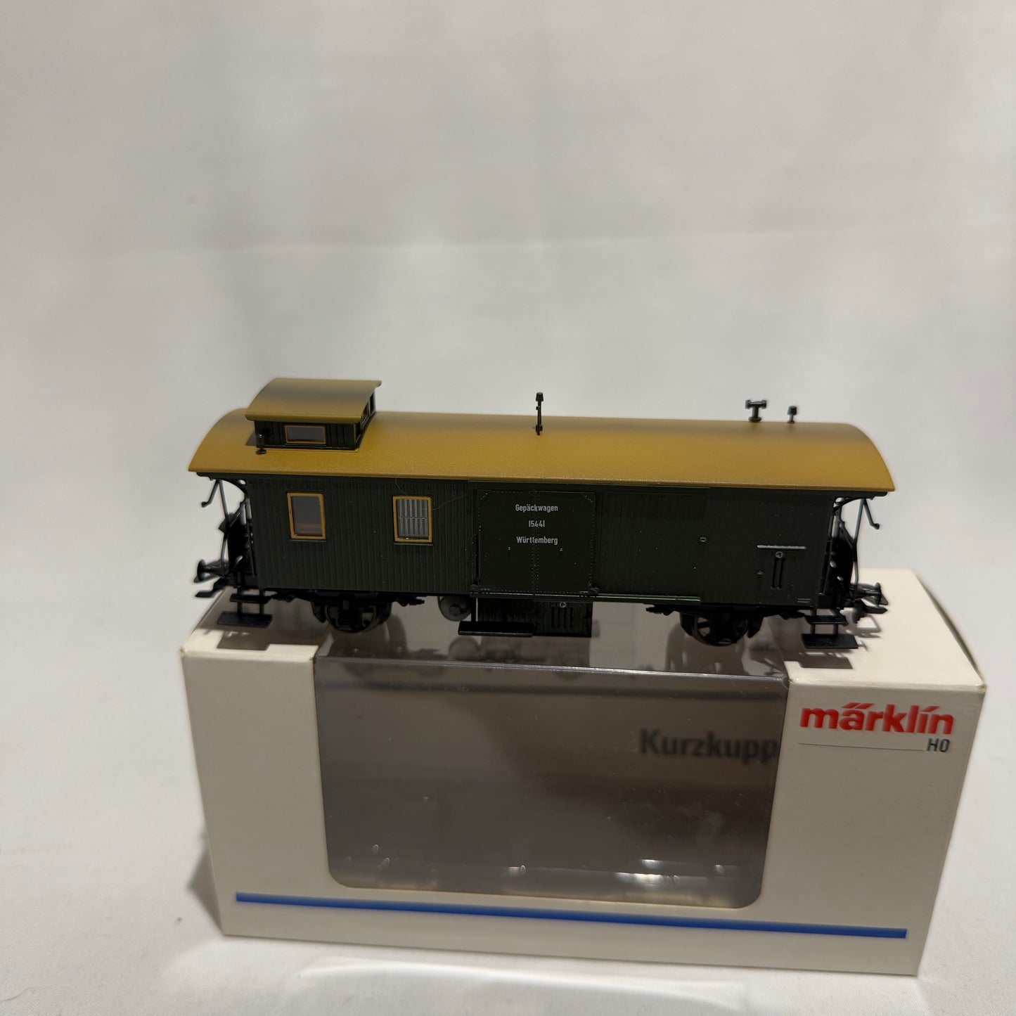 Märklin 4212 Gepäckwagen H0
