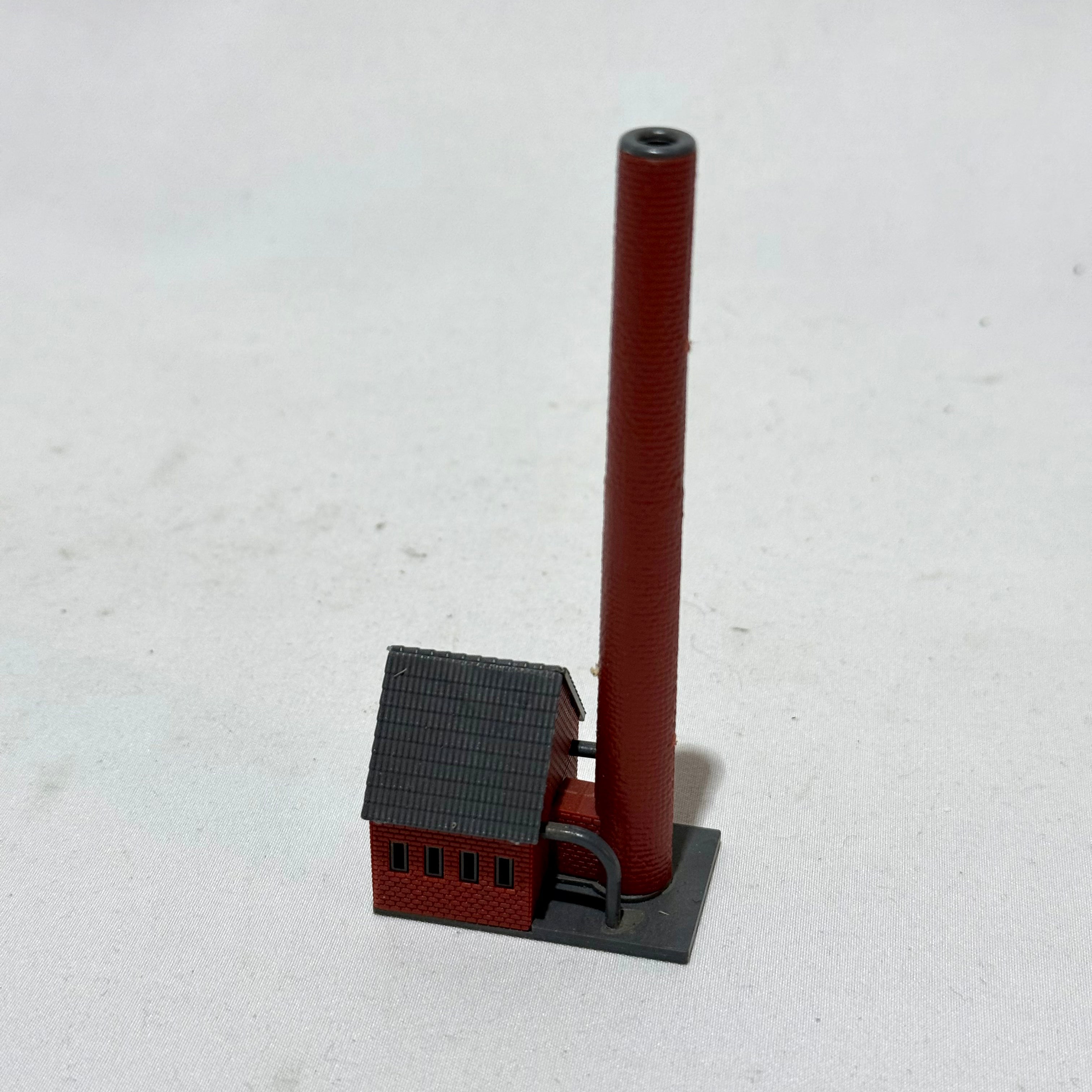 Märklin Kessselhaus mit Kamin Spur Z