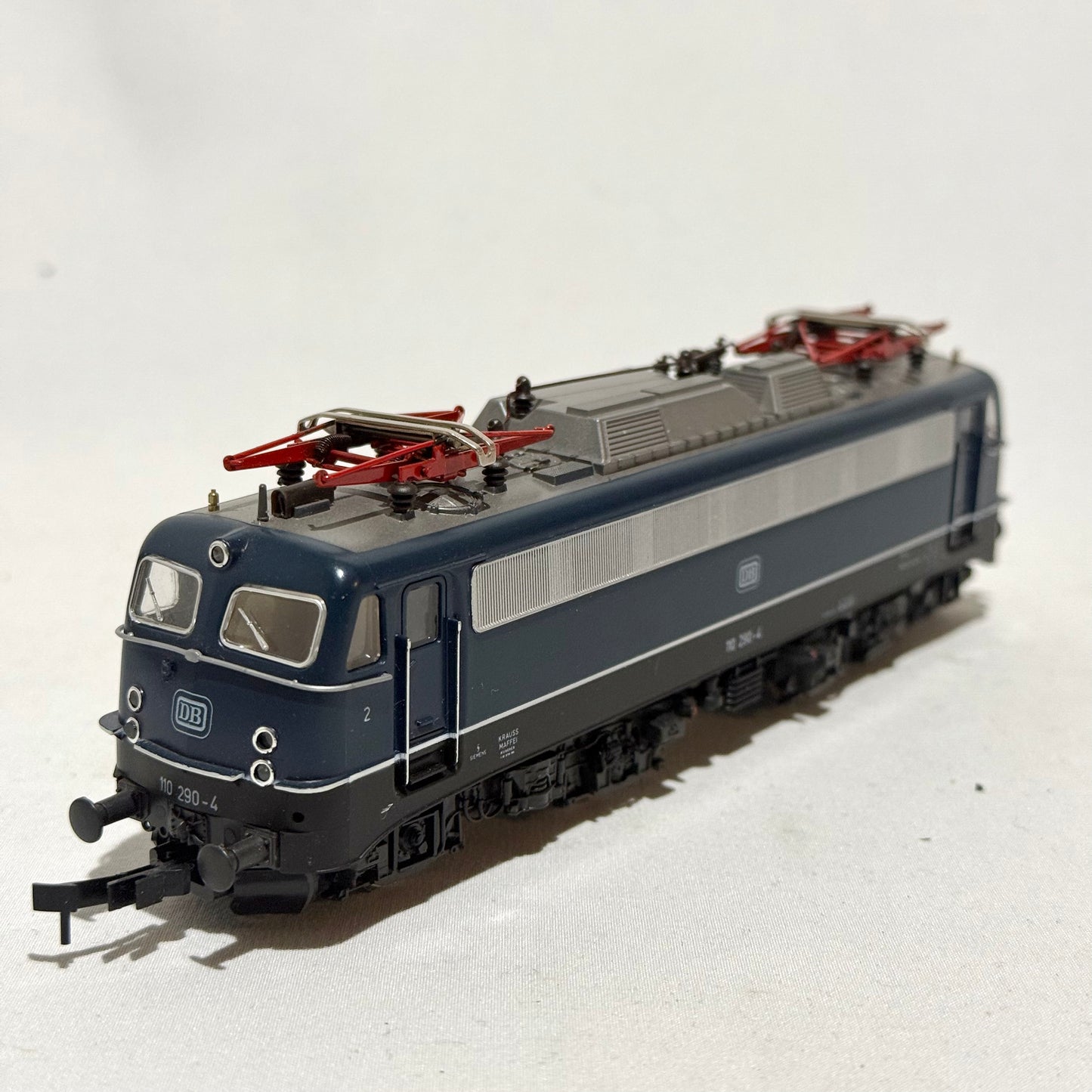 Roco 4137 A Elektrolokomotive BR 110 DC H0
