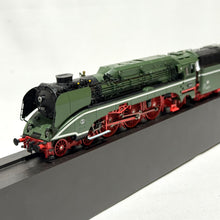 Märklin 38201 Dampflokomotive 18 201 MFX+Sound H0