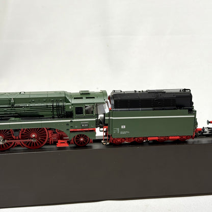 Märklin 38201 Dampflokomotive 18 201 MFX+Sound H0