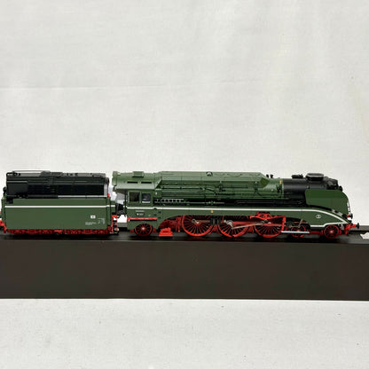 Märklin 38201 Dampflokomotive 18 201 MFX+Sound H0