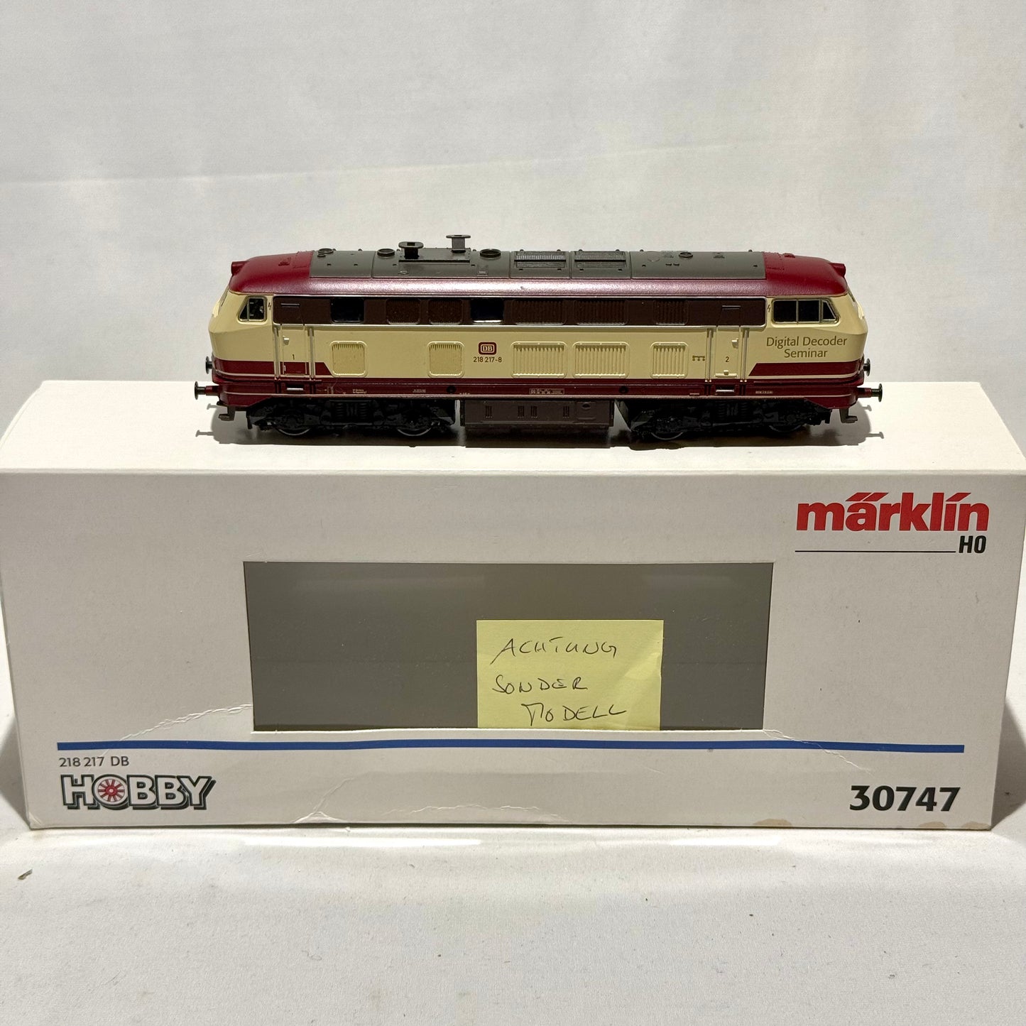 Märklin 30747 Diesellokomotive "Digital Decoder Seminar"  BR 216 217 DB H0