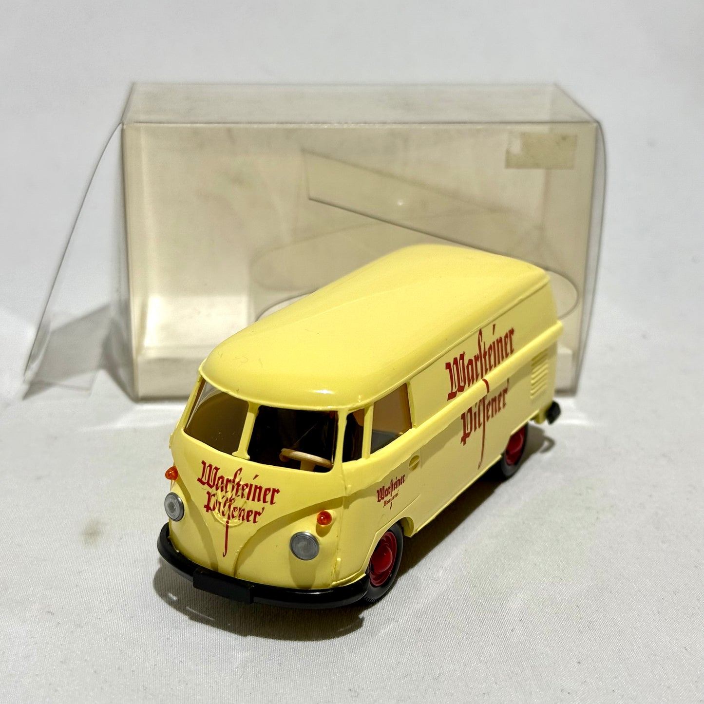 Warsteiner Historical Motoring 3674 VW Transporter T1 1:40