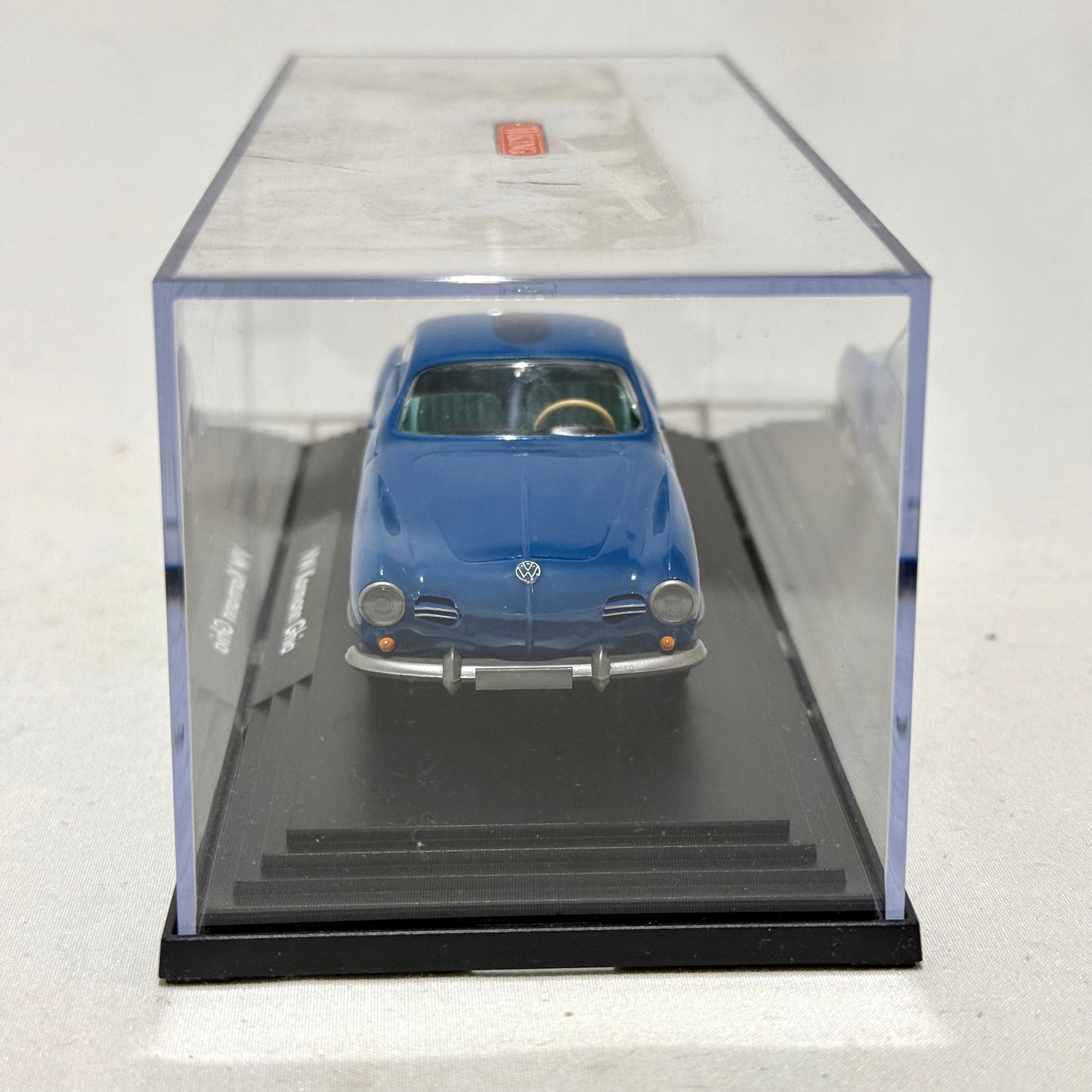 Wiking 7600136 VW Karmann Ghia Coupe "capriblau" 1:40