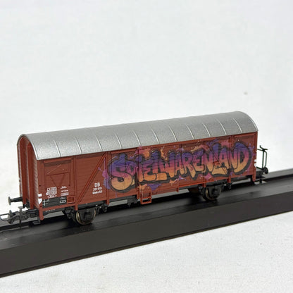 Roco 47260 Güterwagen mit Graffiti DC H0