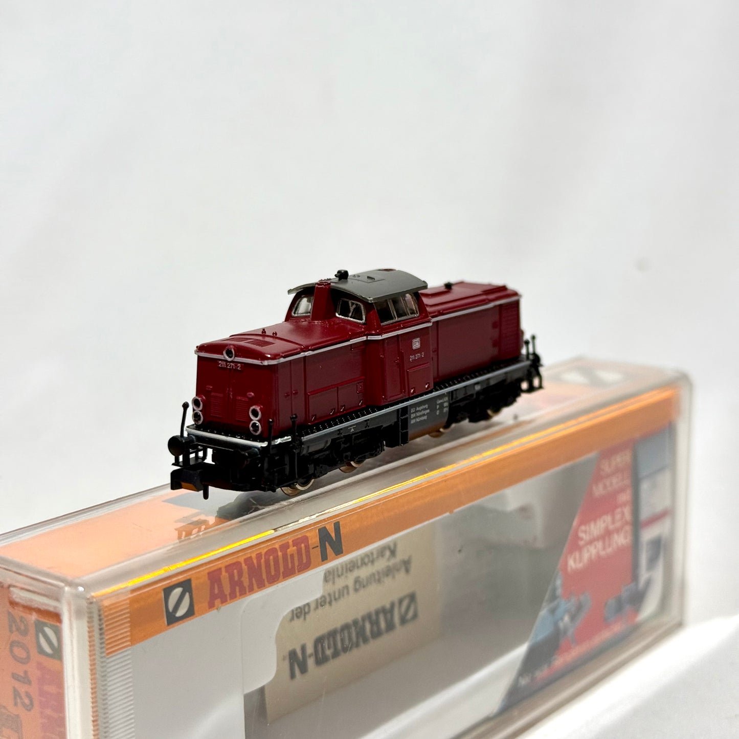 Arnold 2012 Diesellokomotive BR 212 DC Spur N