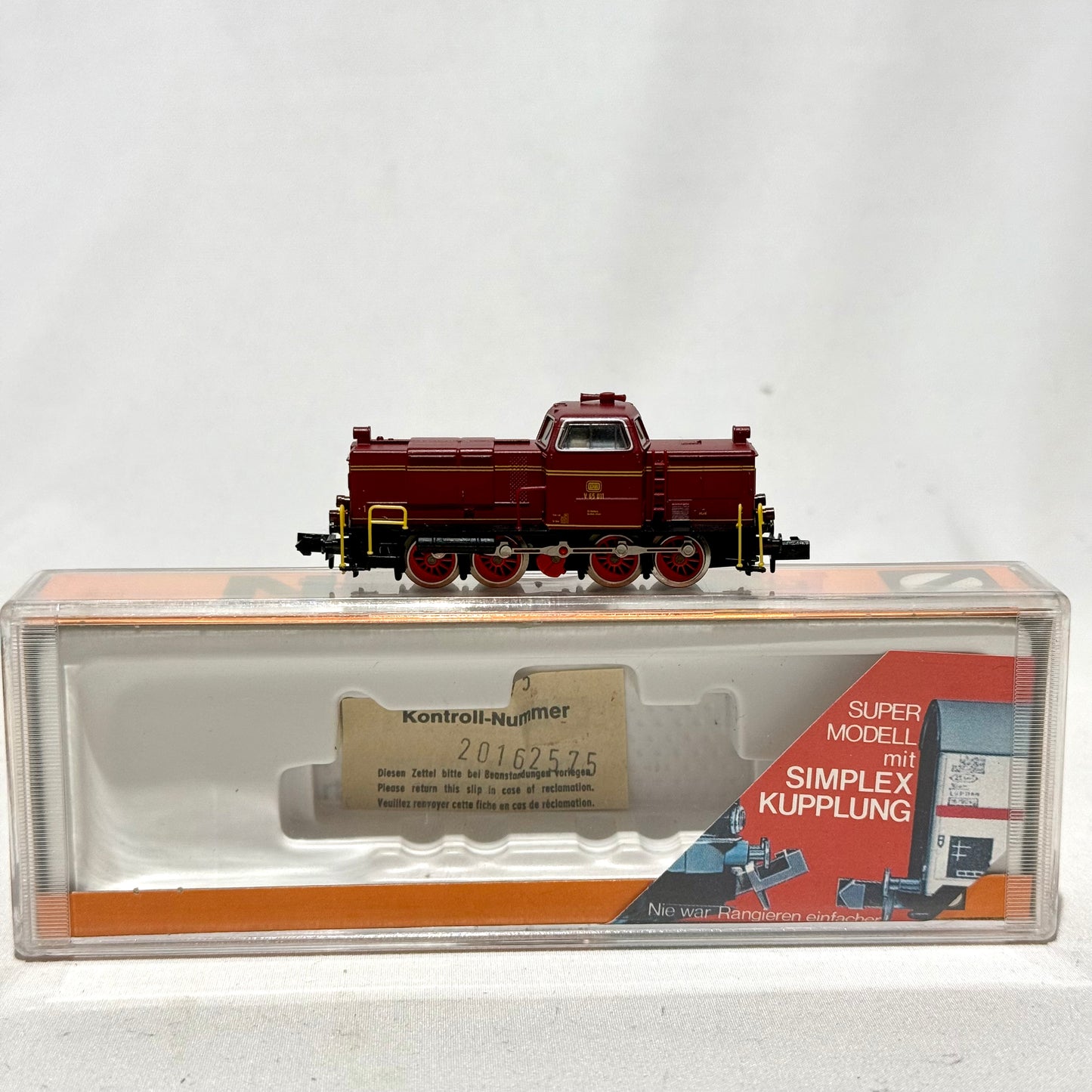 Arnold 2016 Diesellokomotive V65 DC Spur N