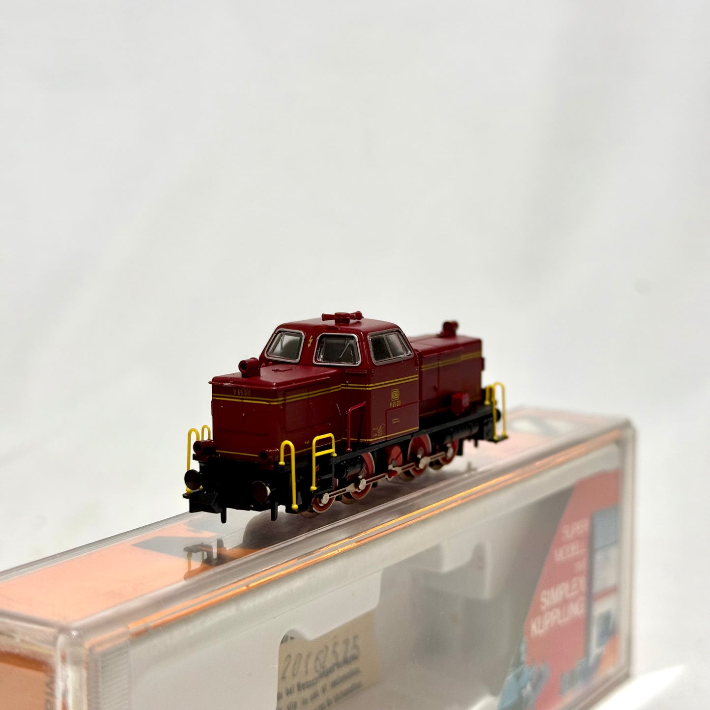 Arnold 2016 Diesellokomotive V65 DC Spur N