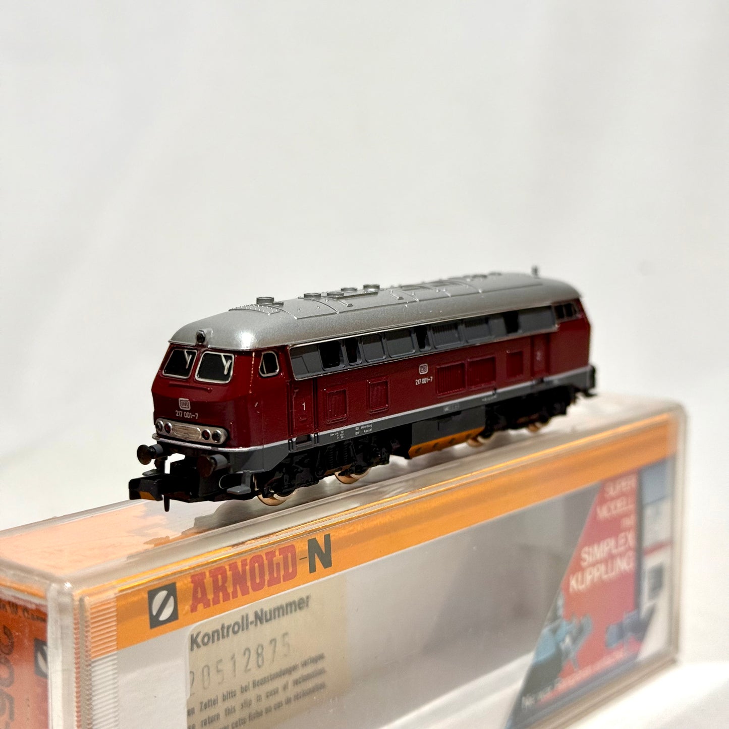Arnold 2051 Diesellokomotive BR217 DC Spur N