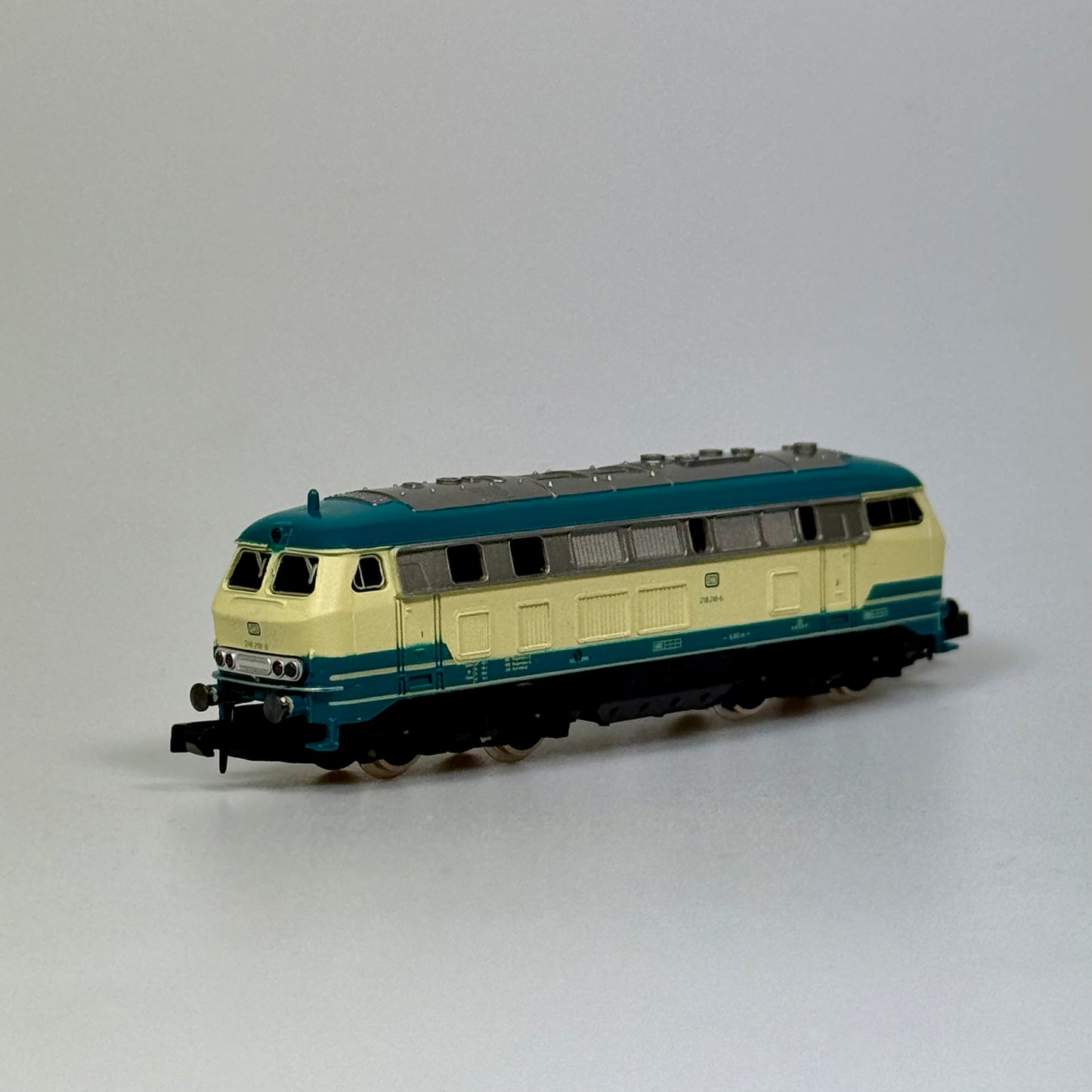 Arnold 2053 Diesellokomotive BR 218 DC Spur N