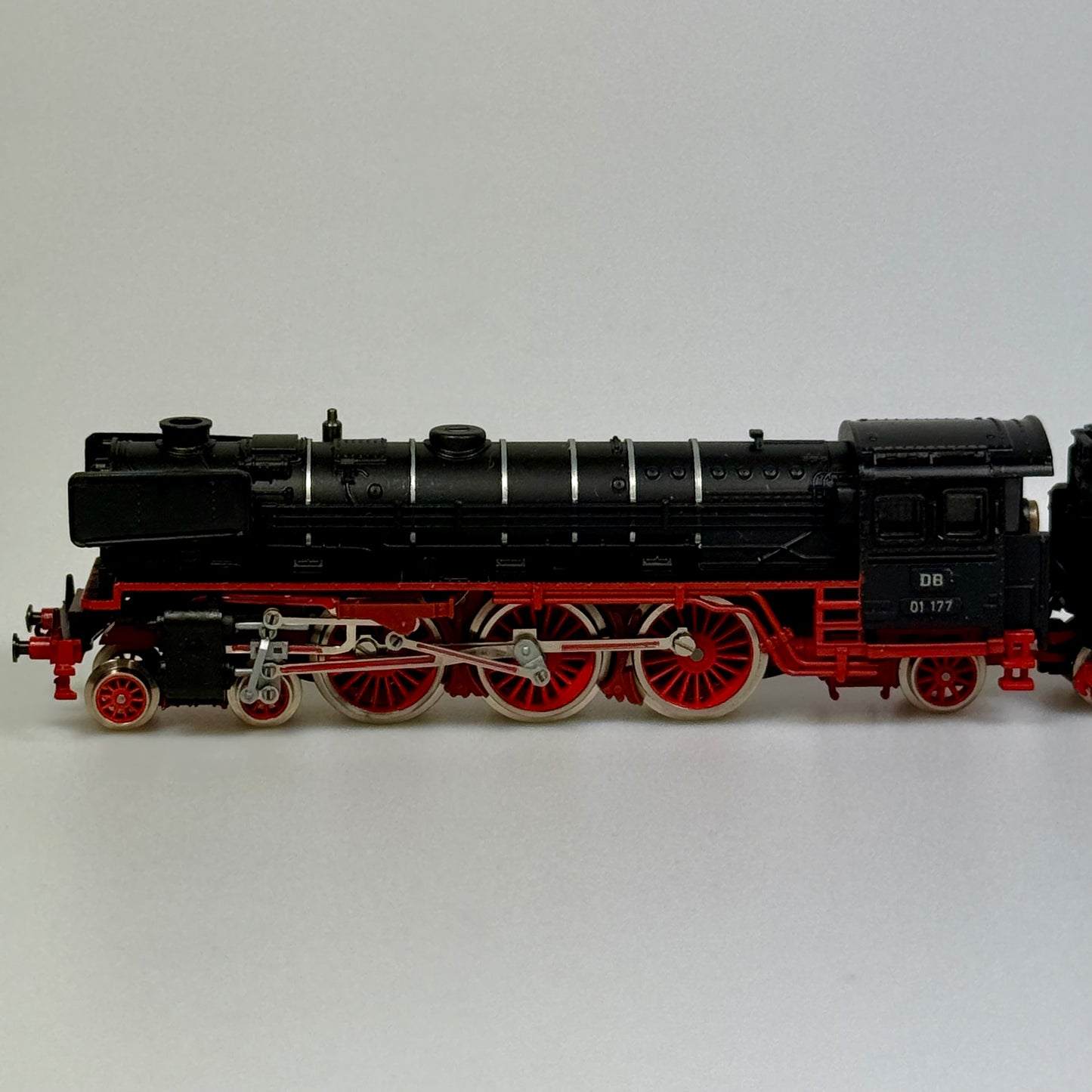Arnold 2210 Dampflokomotive BR01 177 DC Spur N