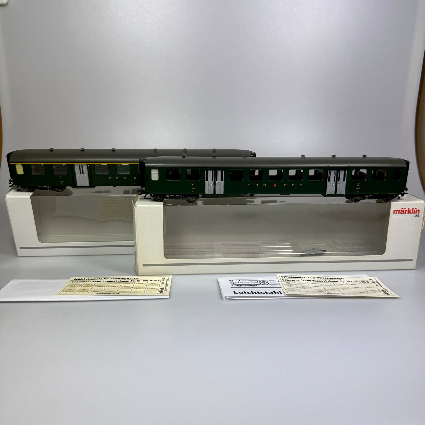 Märklin 43360 & 436670 Personenwagen SBB H0