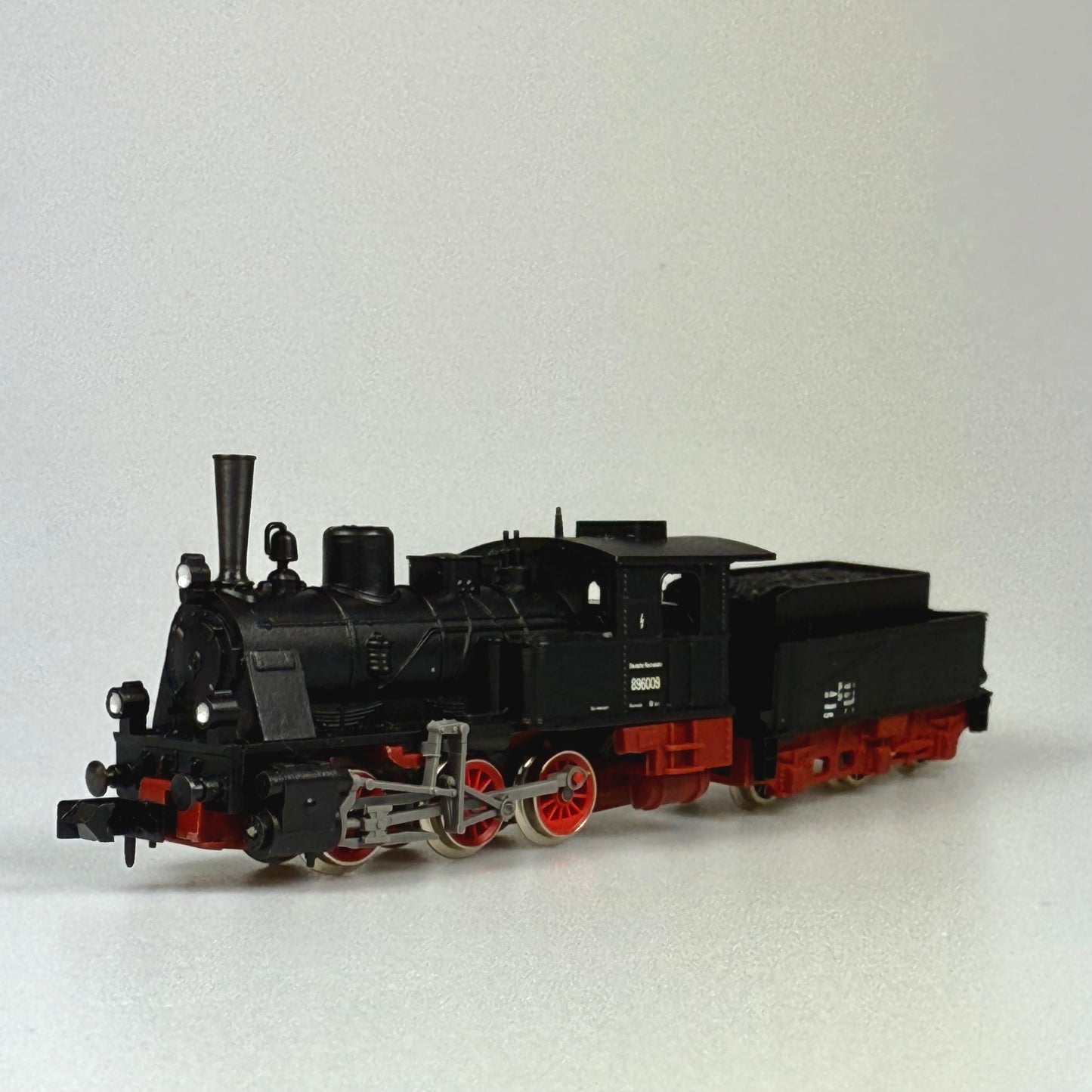 Arnold 2223 Dampflokomotive DC Spur N