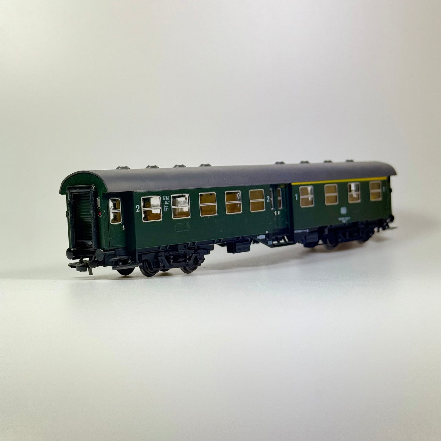Roco 4253 Personenwagen DB K.1/2 DC H0