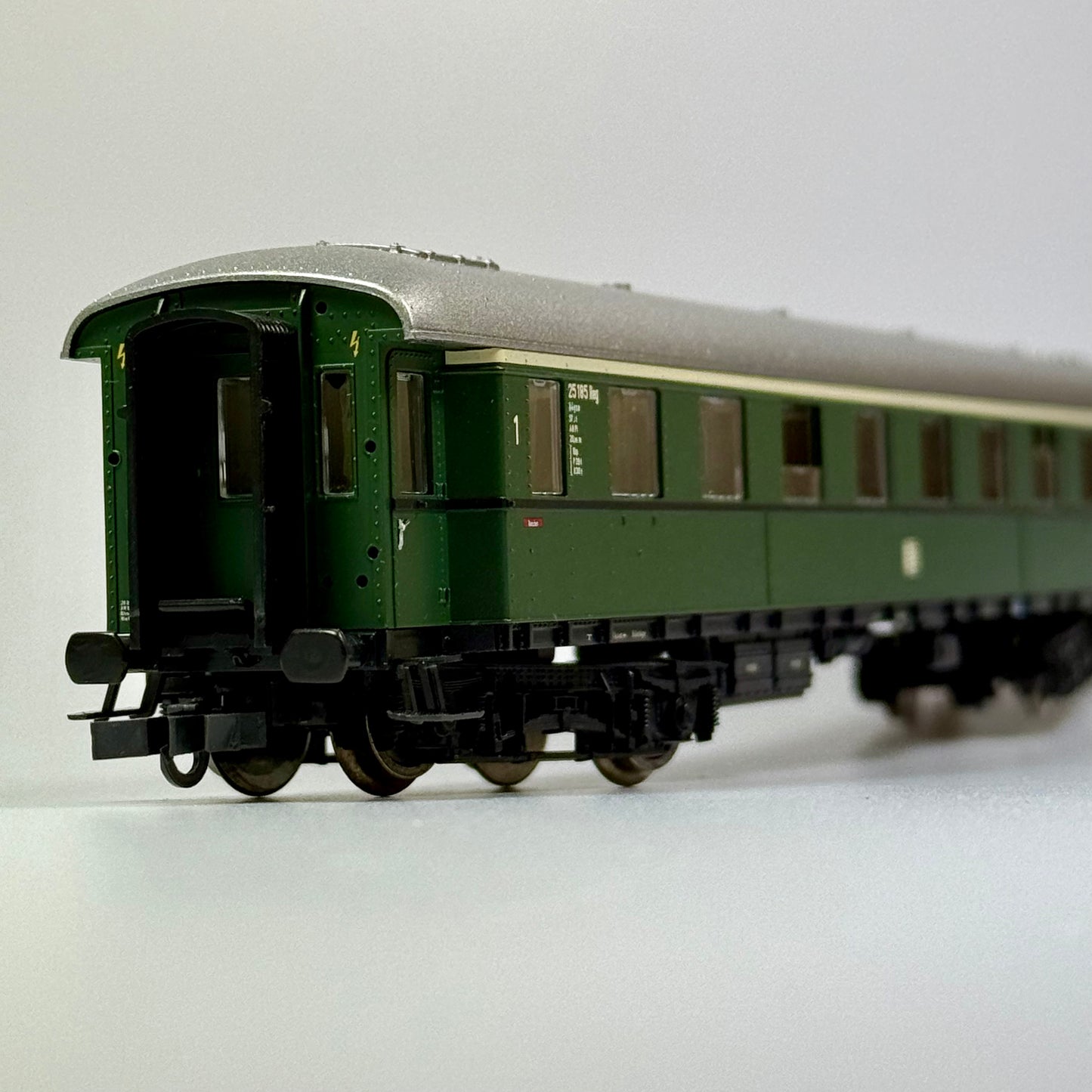 Roco 44548 Personenwagen DB K.1 AC H0