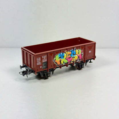 Roco Güterwagen mit Graffiti DC H0