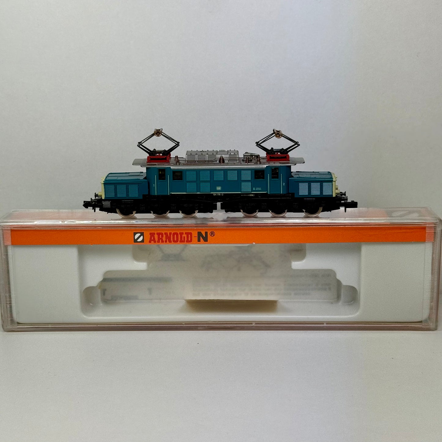 Arnold 2311 Elektrolokomotive E 194 DB DC Spur N