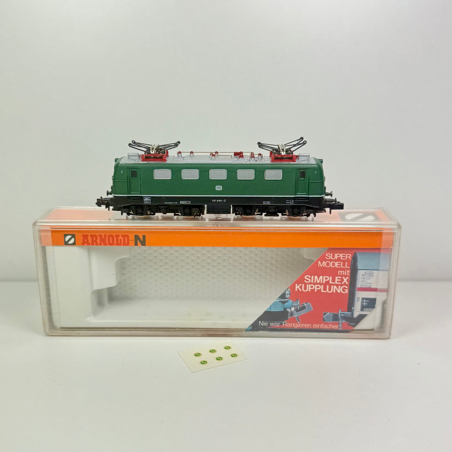 Arnold 2321 Elektrolokomotive E 141 DB DC Spur N