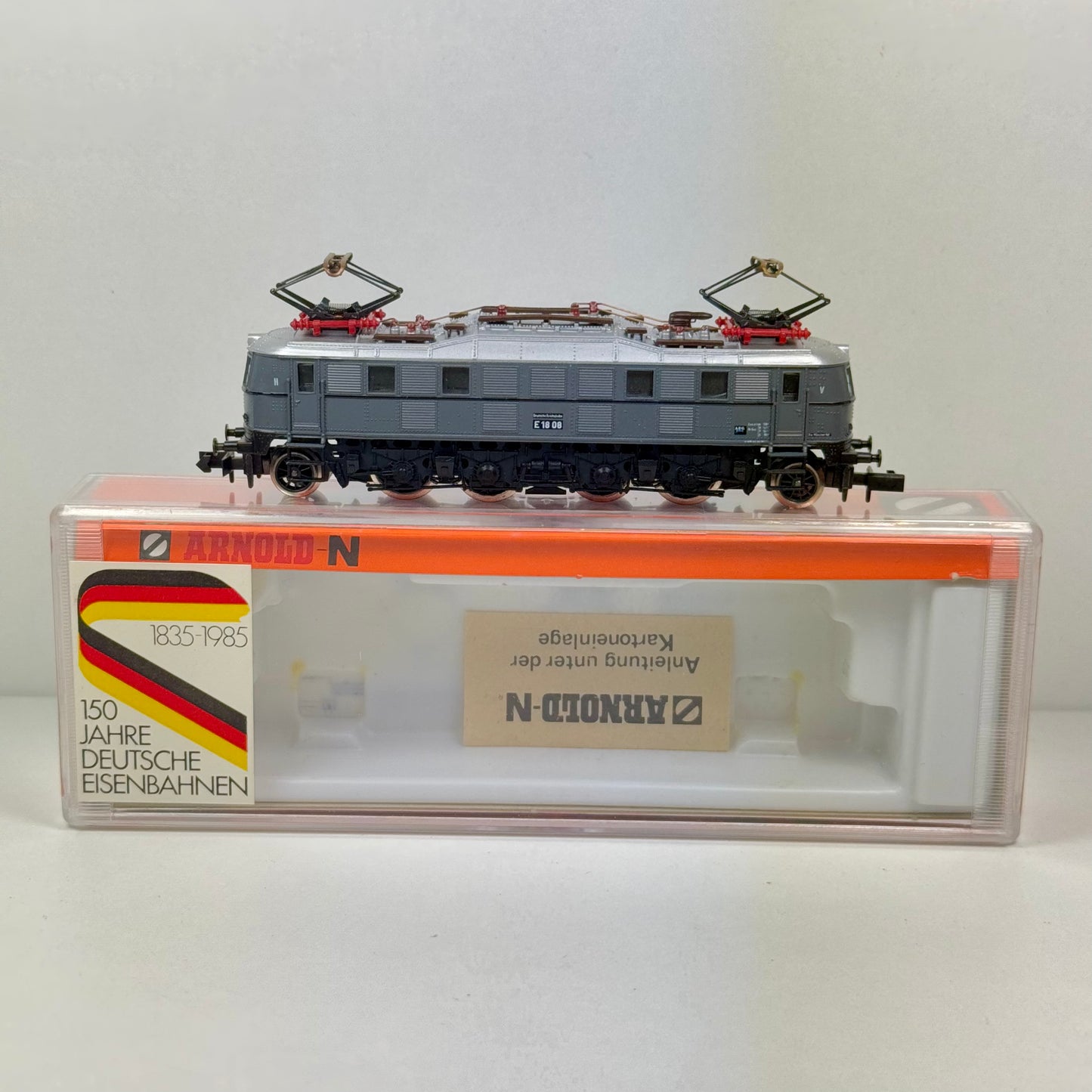 Arnold 2453 Elektrolokomotive E 18 08 DR DC Spur N