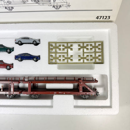 Märklin 47123 Doppel-Autotransportwagen mit 8 PKW´s H0