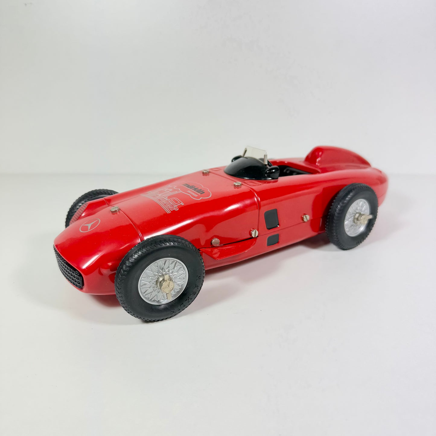 Märklin Metall Rennwagen Mercedes Benz 11021