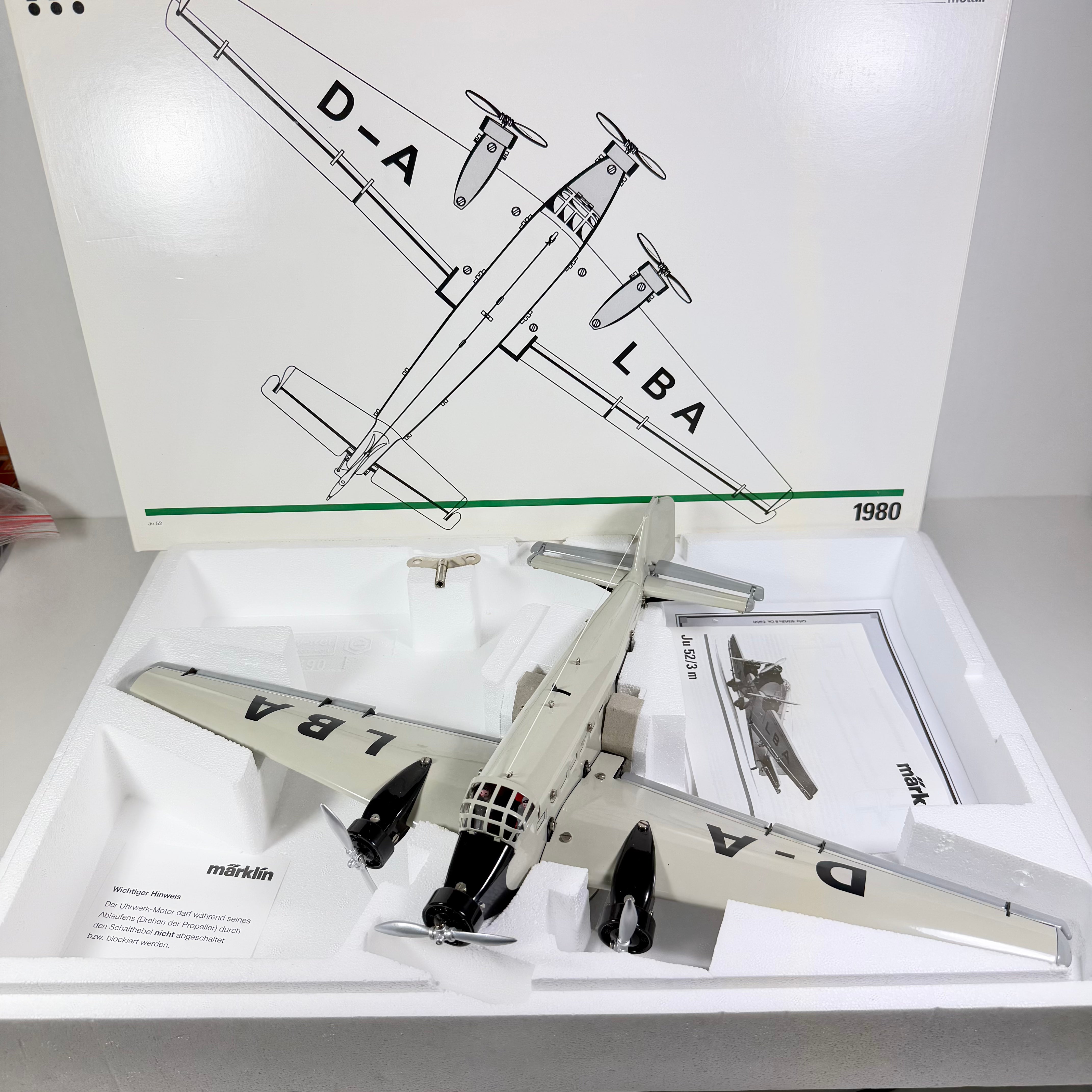 Märklin Metall 1980 Junkers Ju 52 mit Zertifikat (Neuwertig)