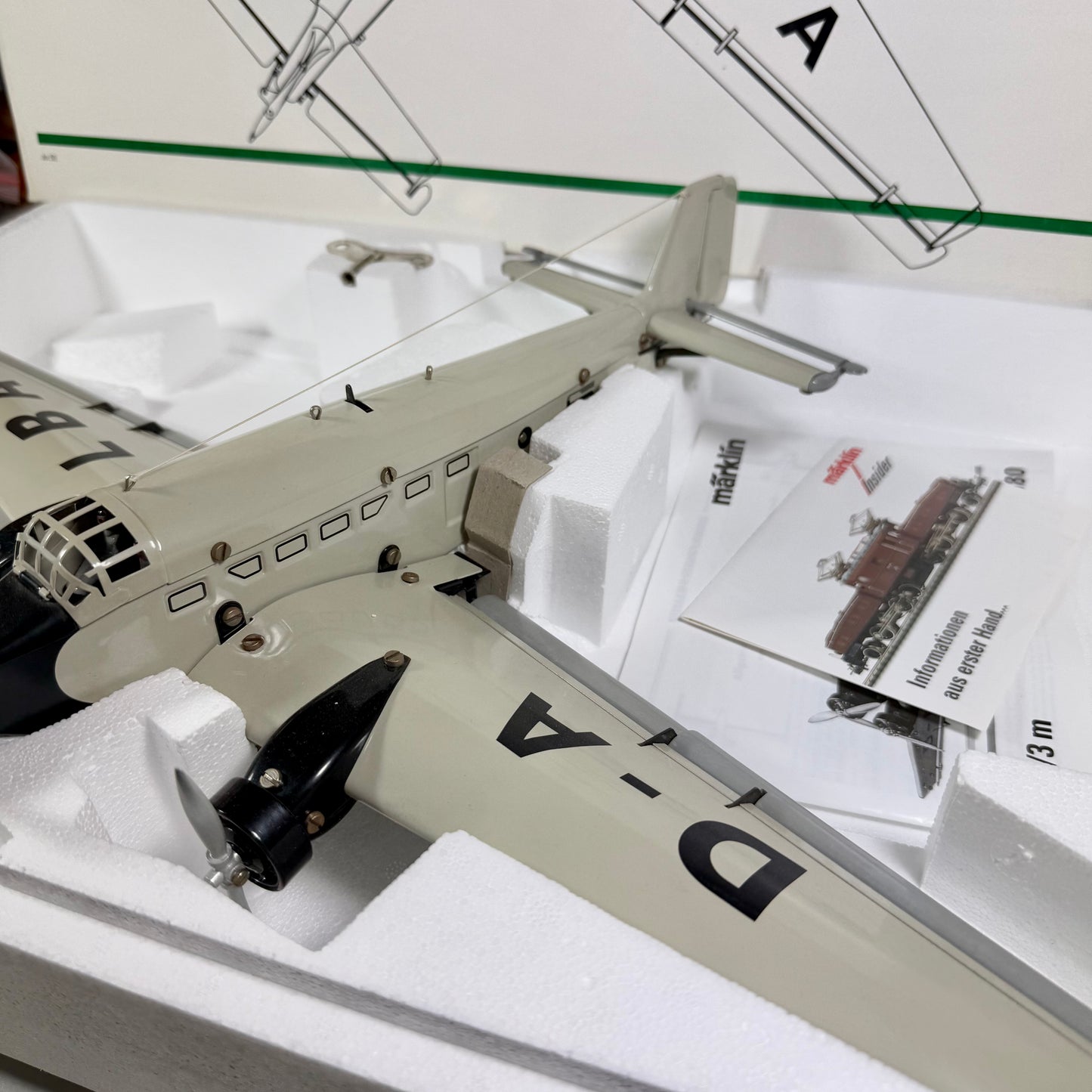 Märklin Metall 1980 Junkers Ju 52 mit Zertifikat