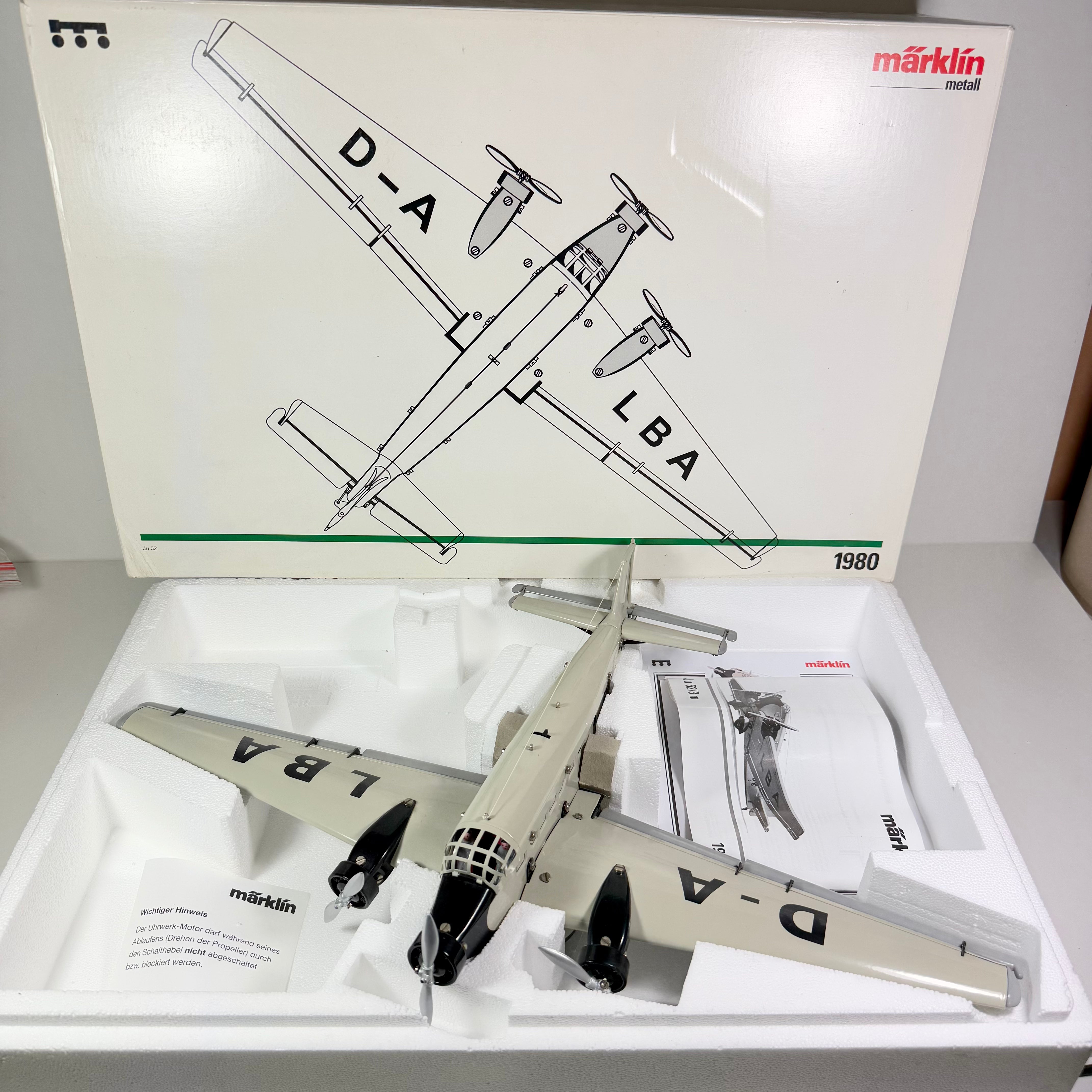 Märklin Metall 1980 Junkers Ju 52 mit Zertifikat