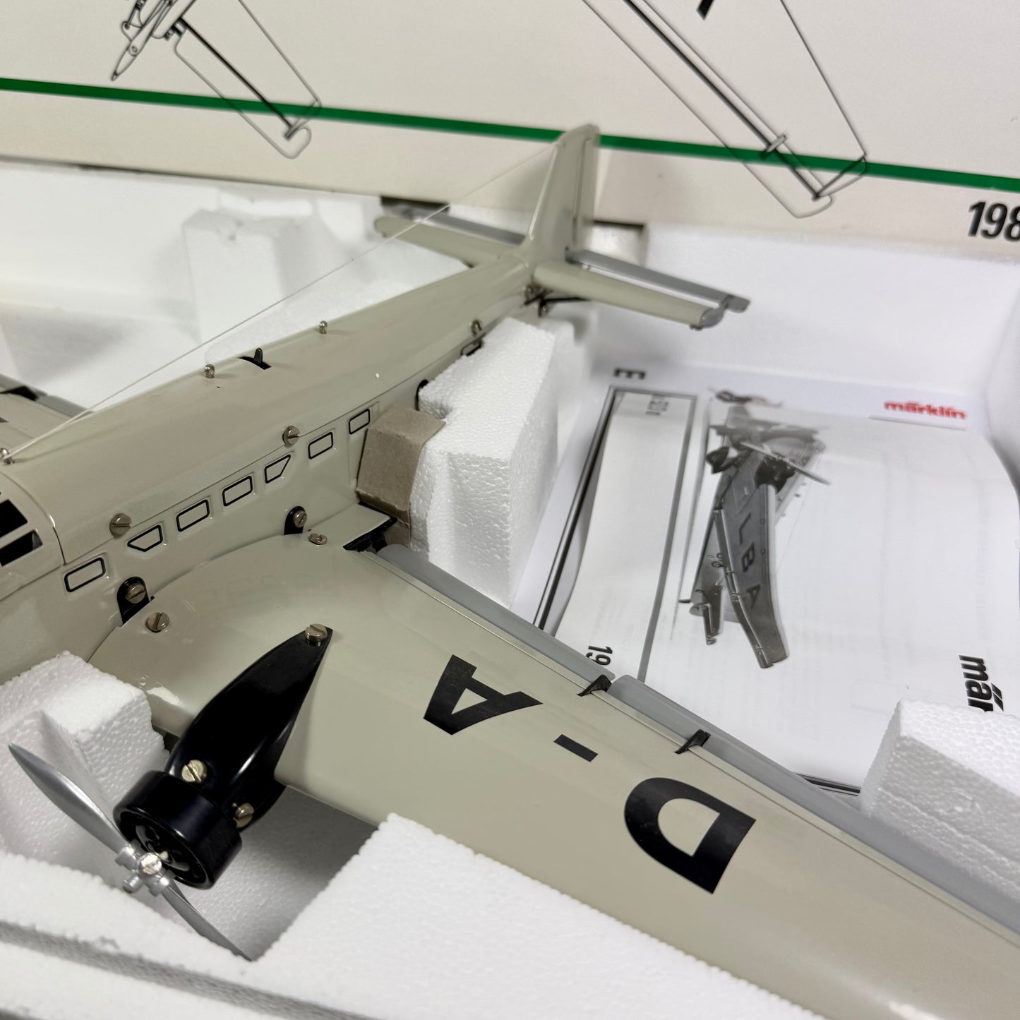 Märklin Metall 1980 Junkers Ju 52 mit Zertifikat