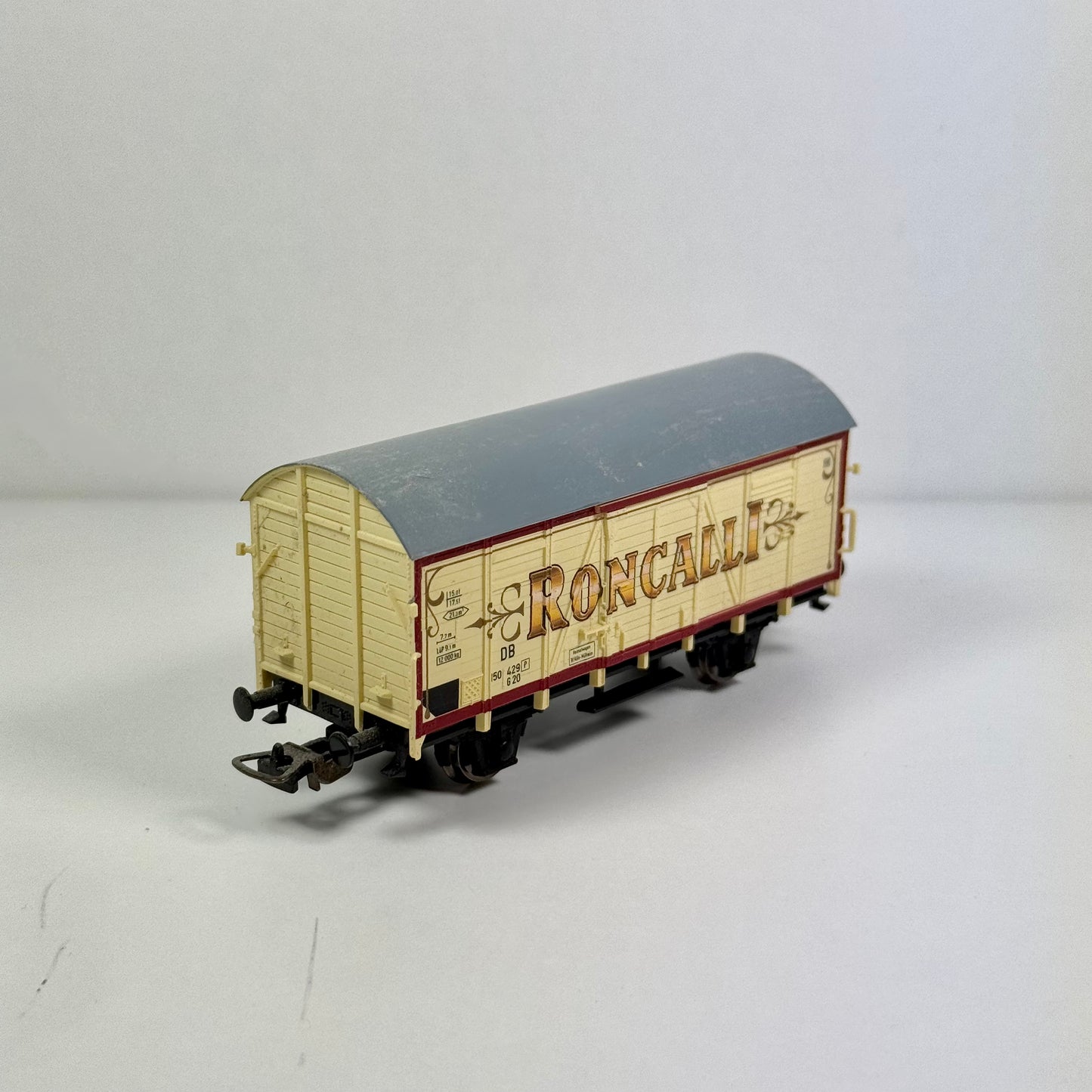 Piko 58374C gedeckter Güterwagen "Roncalli DC H0