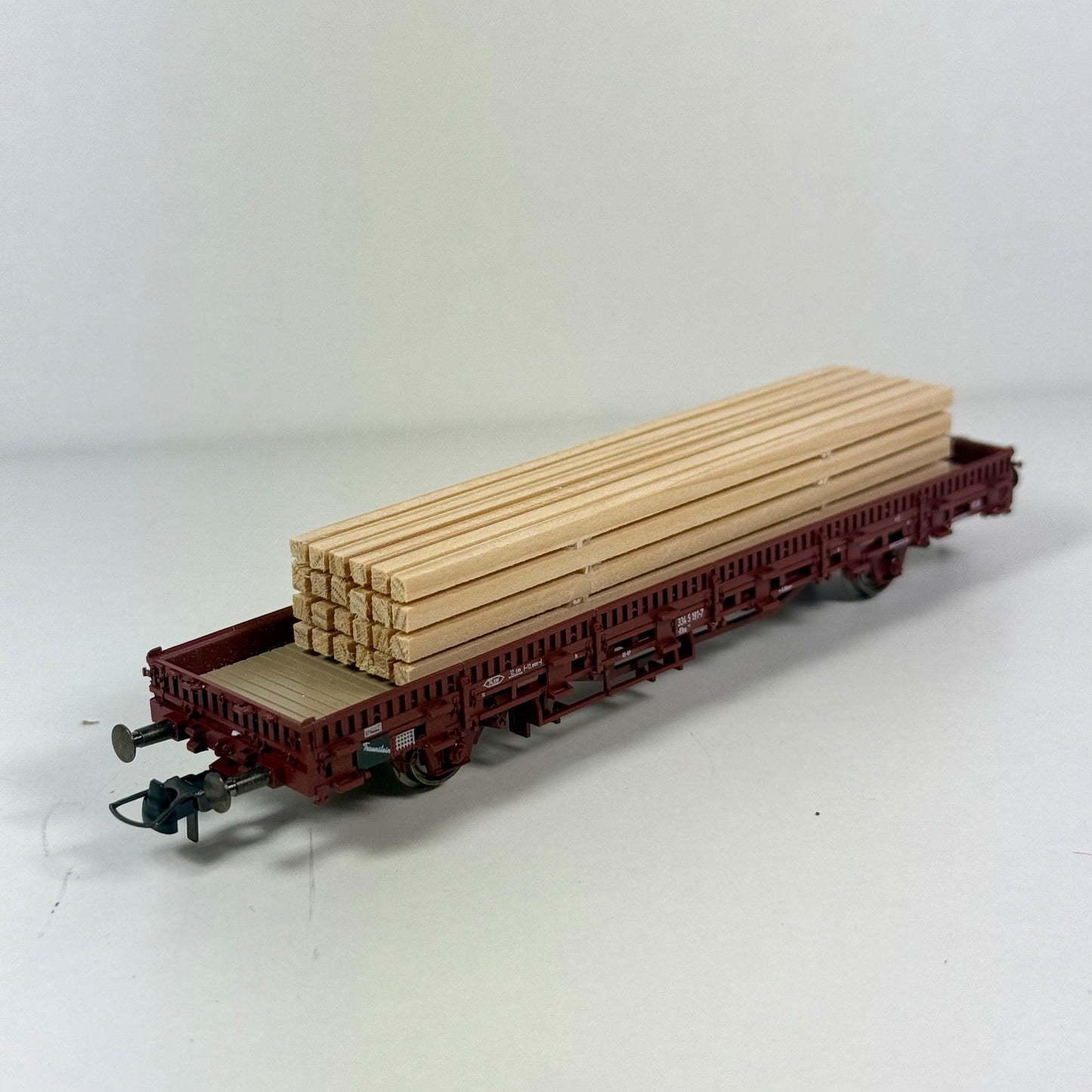 Roco 46306.A Niederbordwagen mit Holz DB DC H0