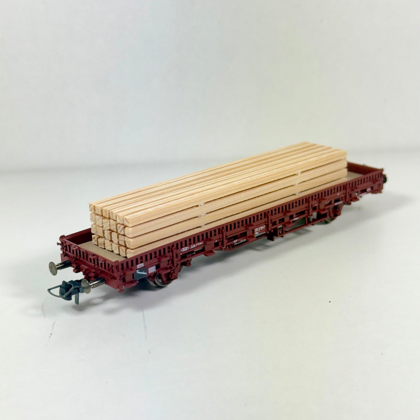 Roco 46306.A Niederbordwagen mit Holz DB DC H0