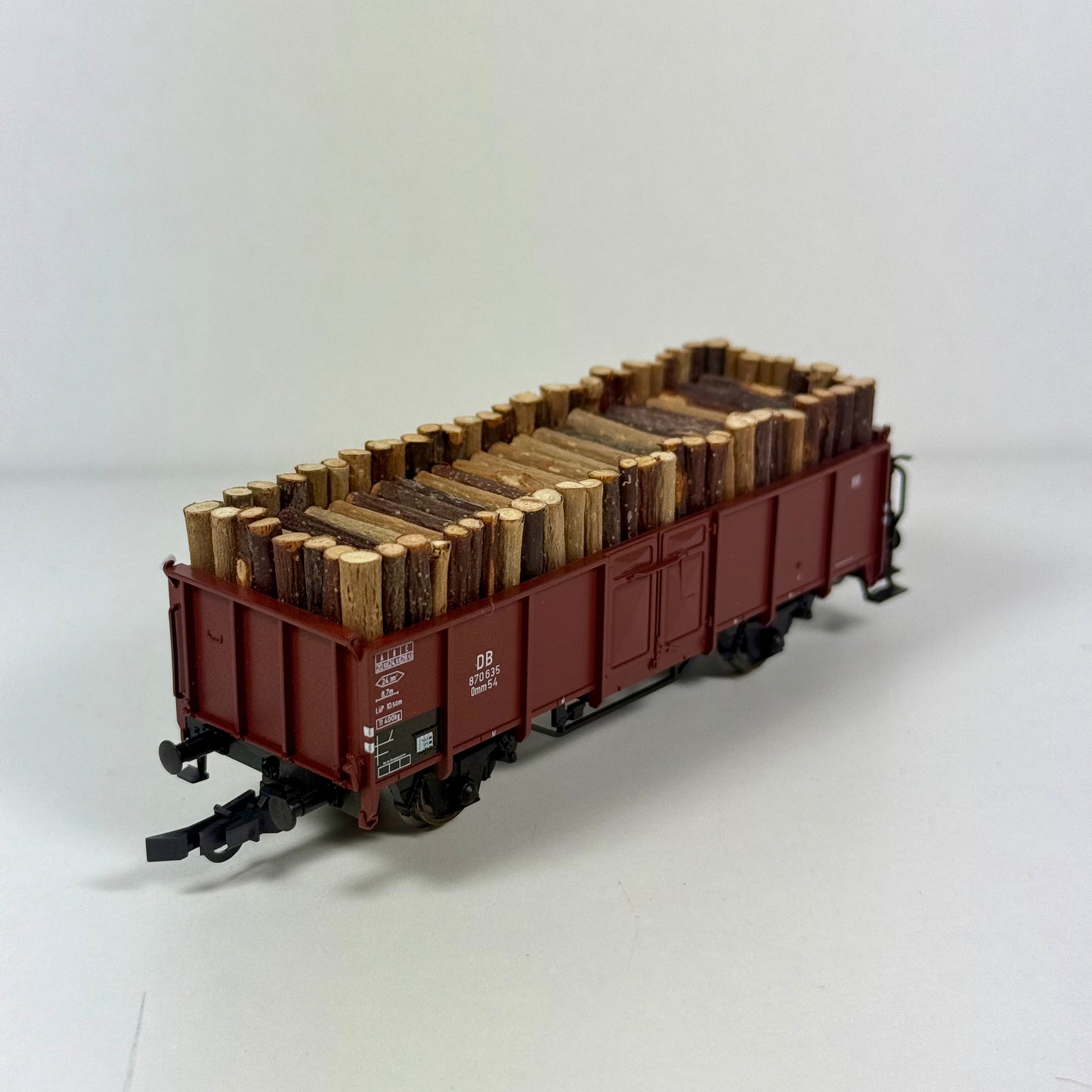 Roco 47940 Güterwagen mit Holz DB DC H0