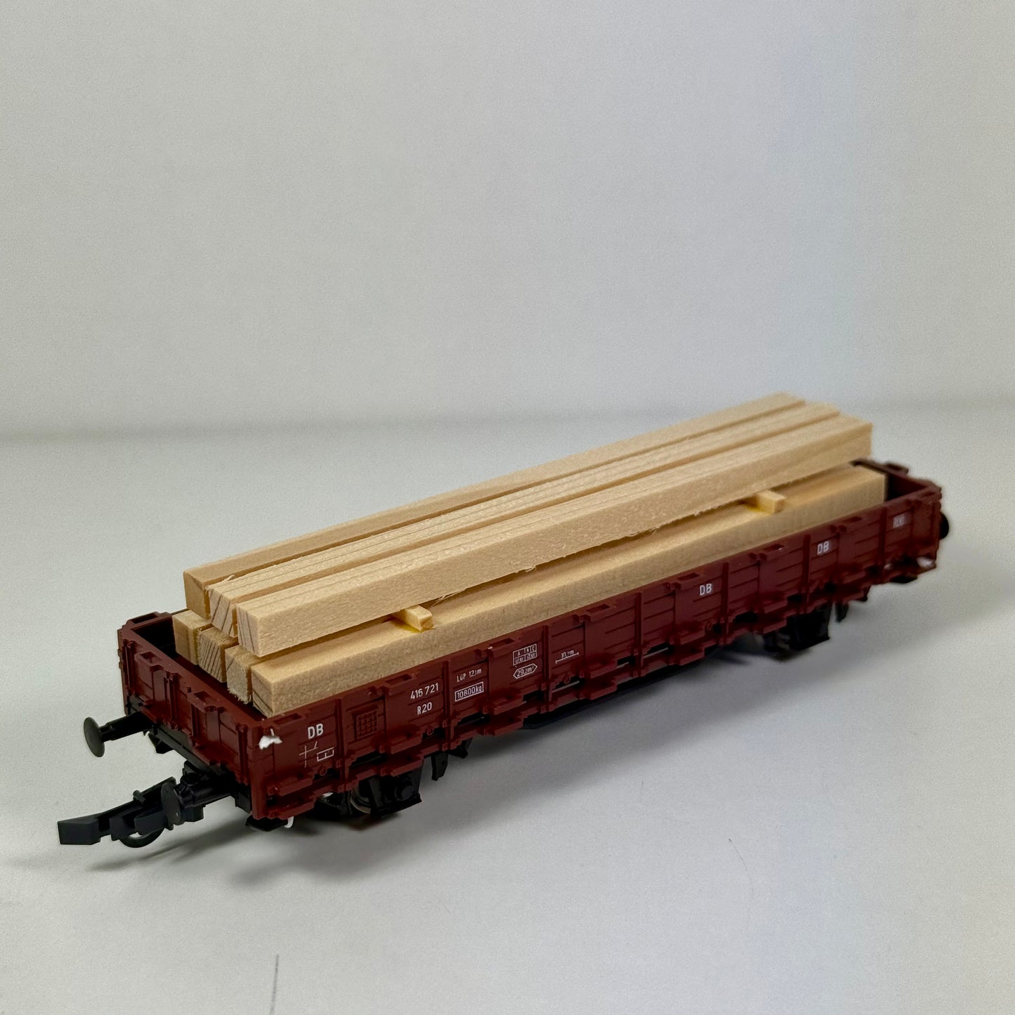 Roco 46031.C Güterwagen mit Holz DB DC H0