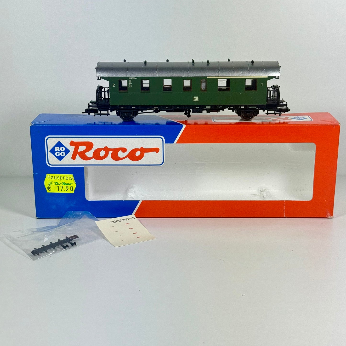 Roco 44211 Personenwagen DB 1./2. Kl. DC H0