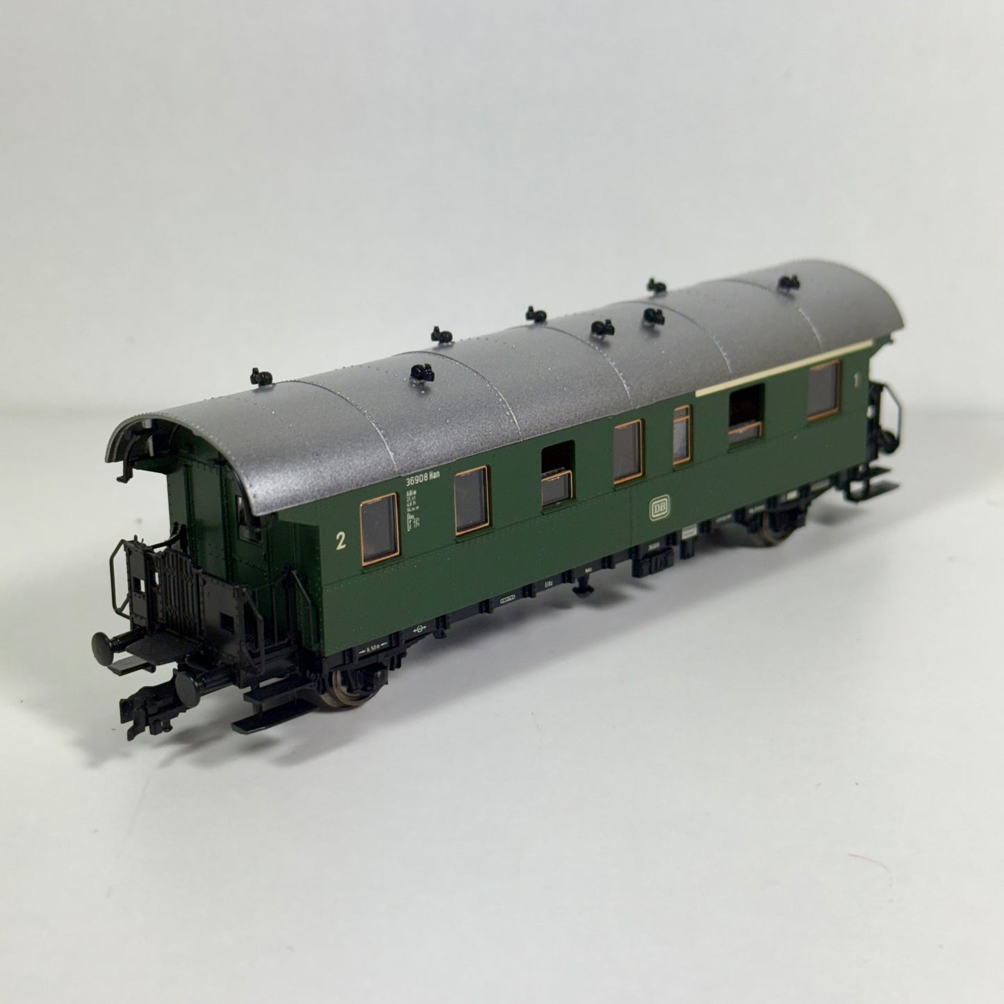 Roco 44211 Personenwagen DB 1./2. Kl. DC H0